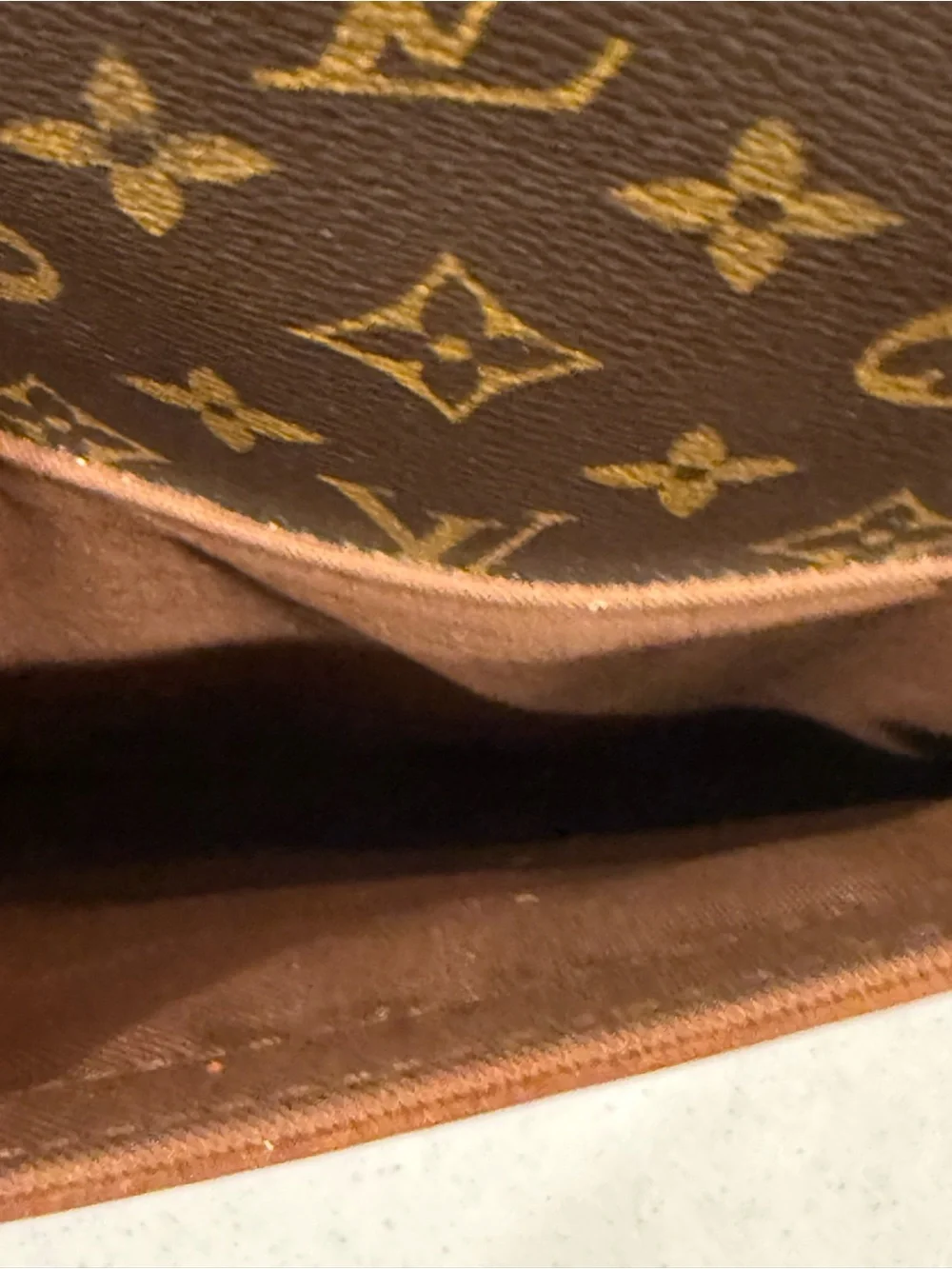 Louis Vuitton vinatage louis